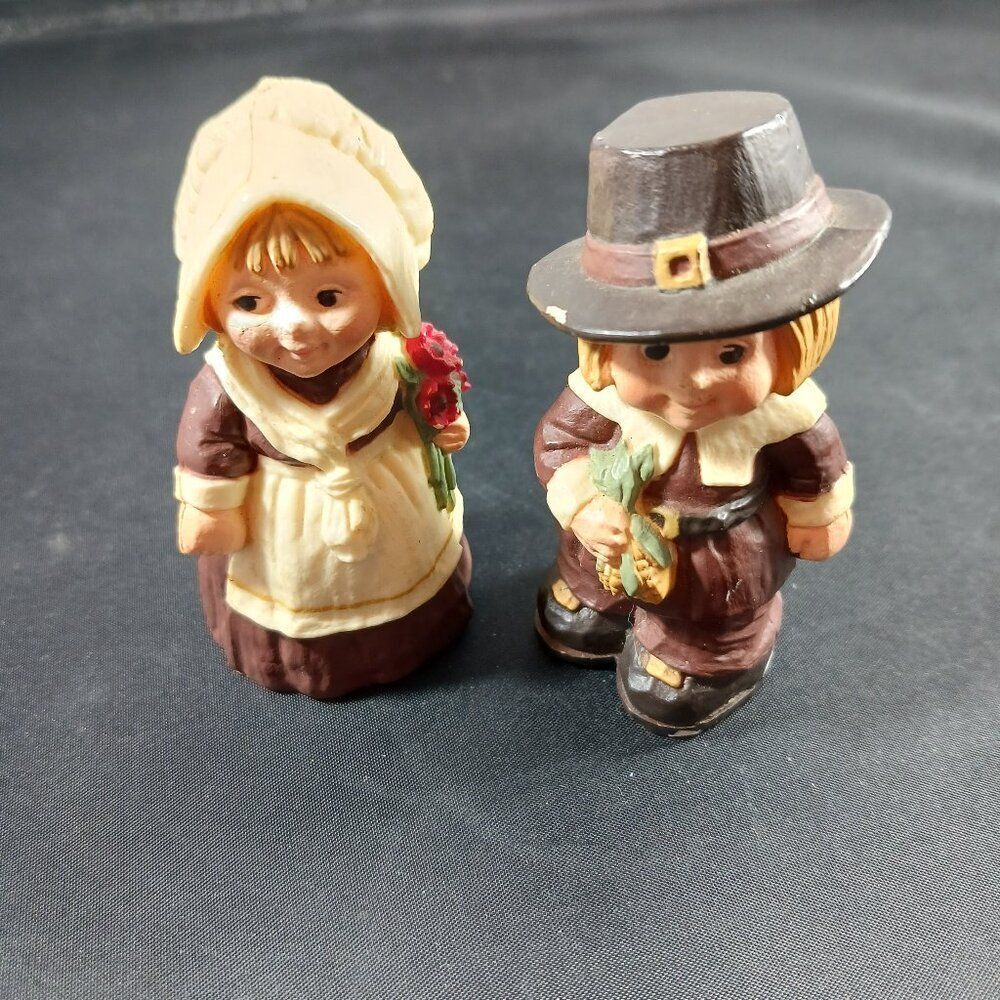 Hallmark Collection Vintage Campbell Pilgrim Mini 2pcs